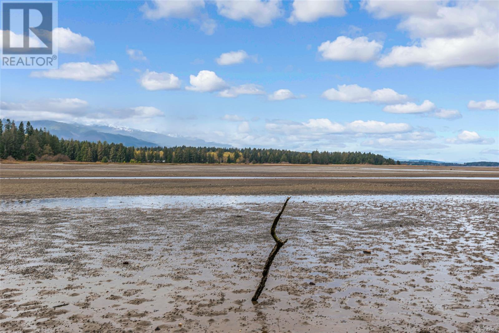  Lot 13 Island Highway West, Bowser