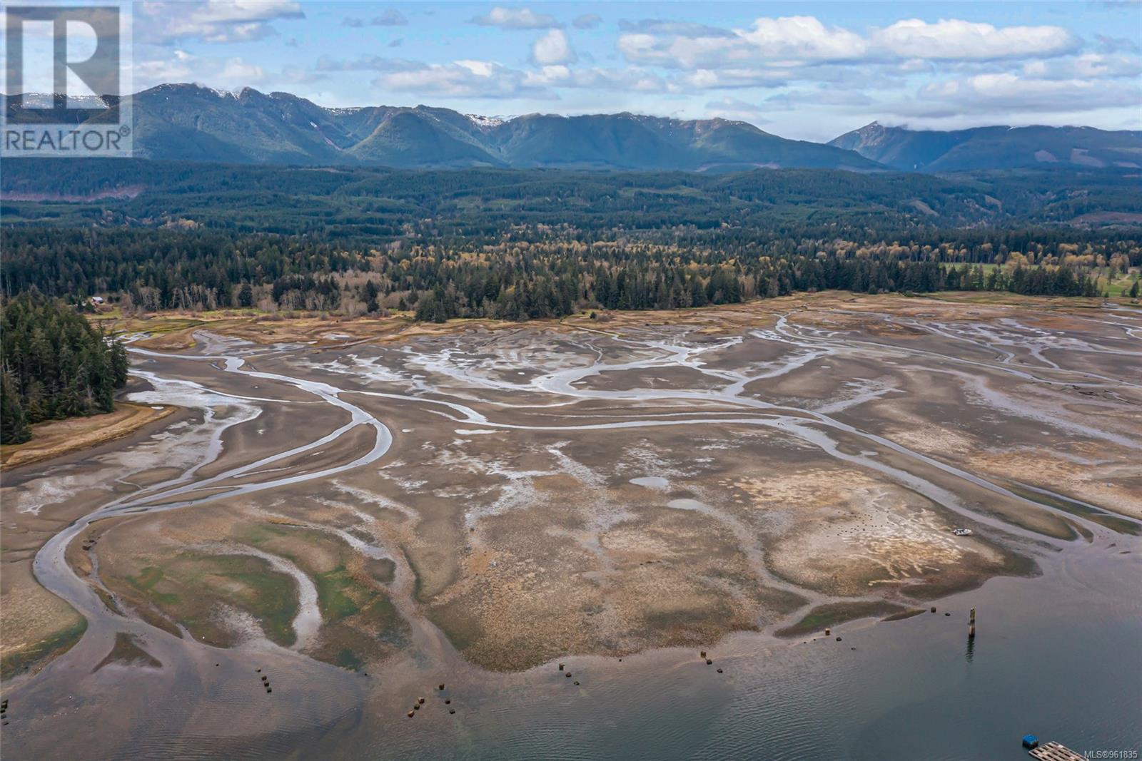  Lot 13 Island Highway West, Bowser