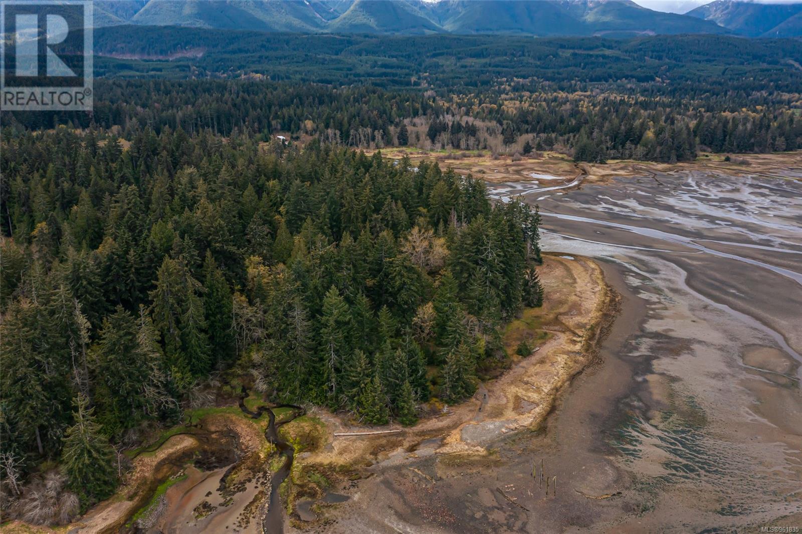  Lot 13 Island Highway West, Bowser