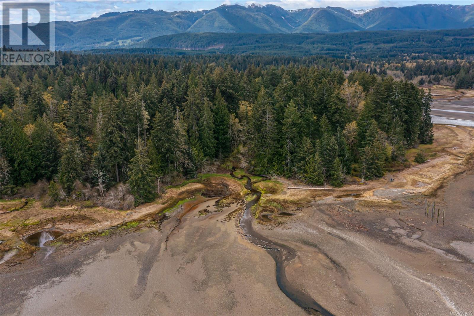  Lot 13 Island Highway West, Bowser