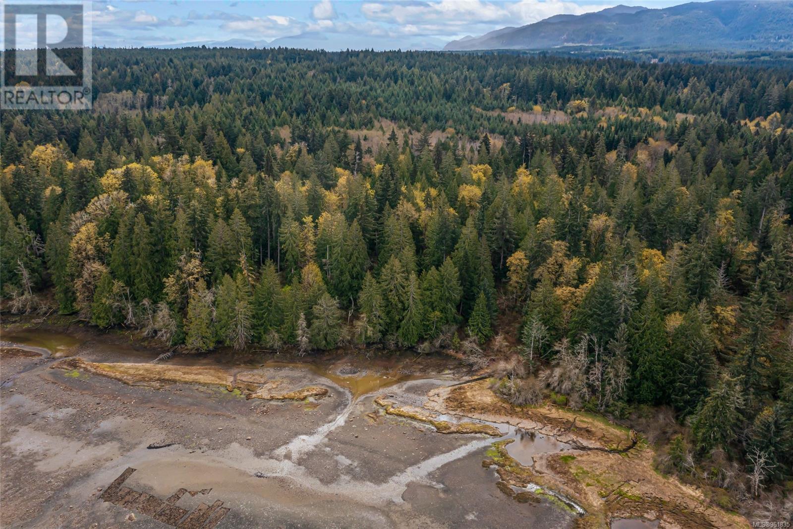  Lot 13 Island Highway West, Bowser