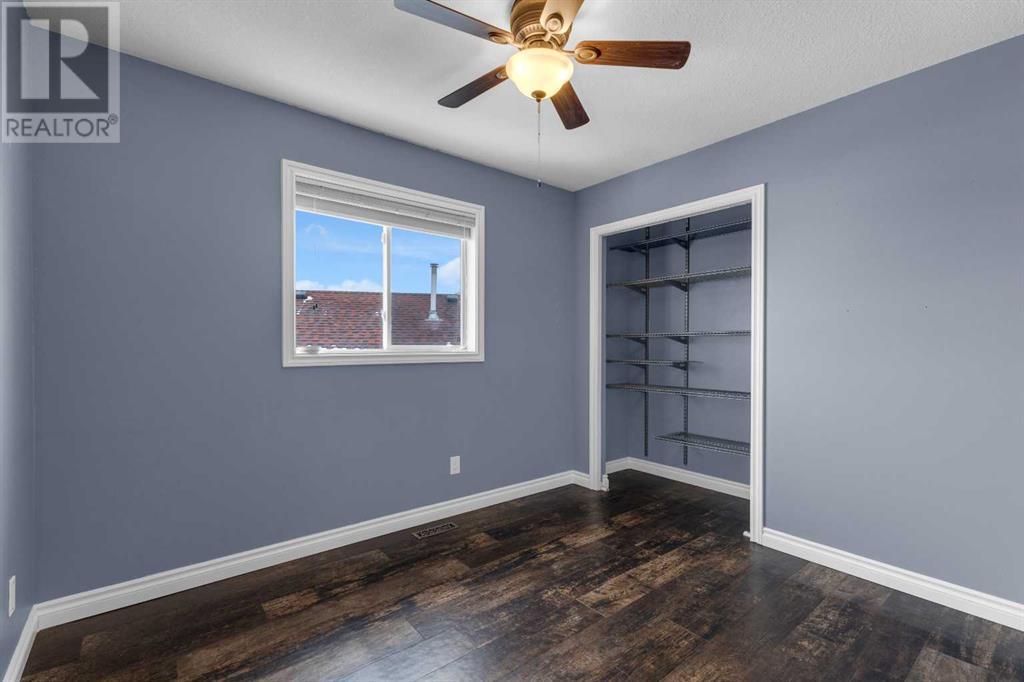 Single Family House 4 Level for Sale in  Erin Circle SE Erin Woods Calgary 