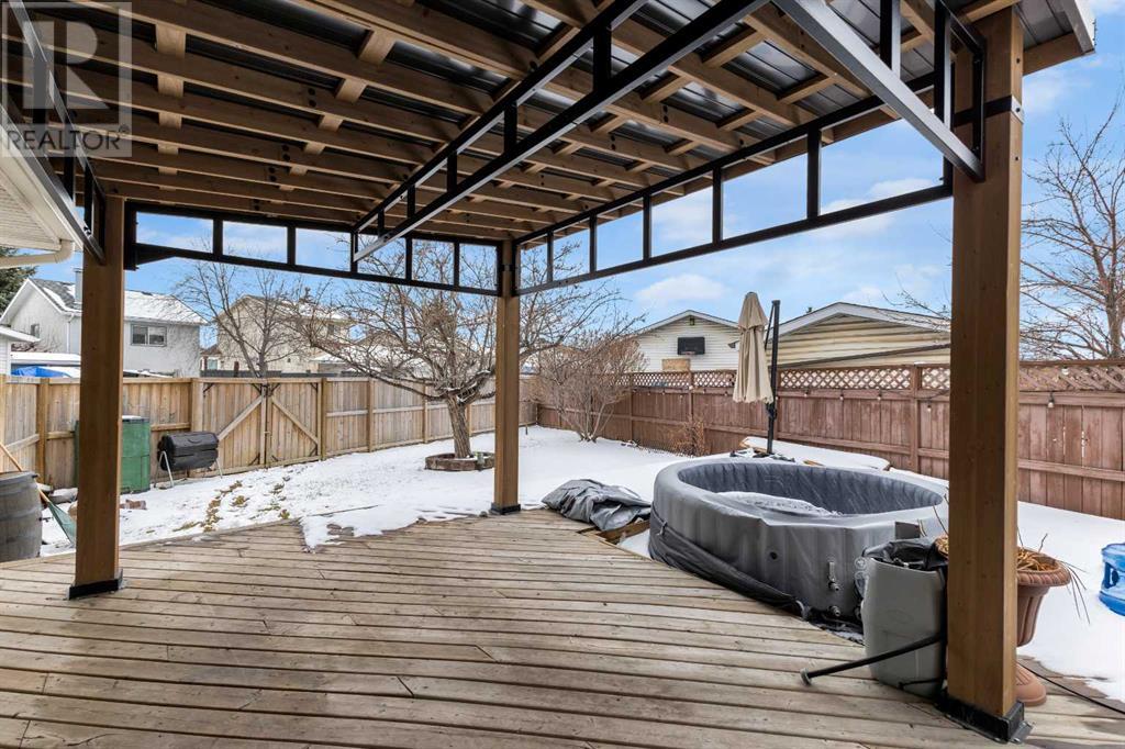Single Family House 4 Level for Sale in  Erin Circle SE Erin Woods Calgary 