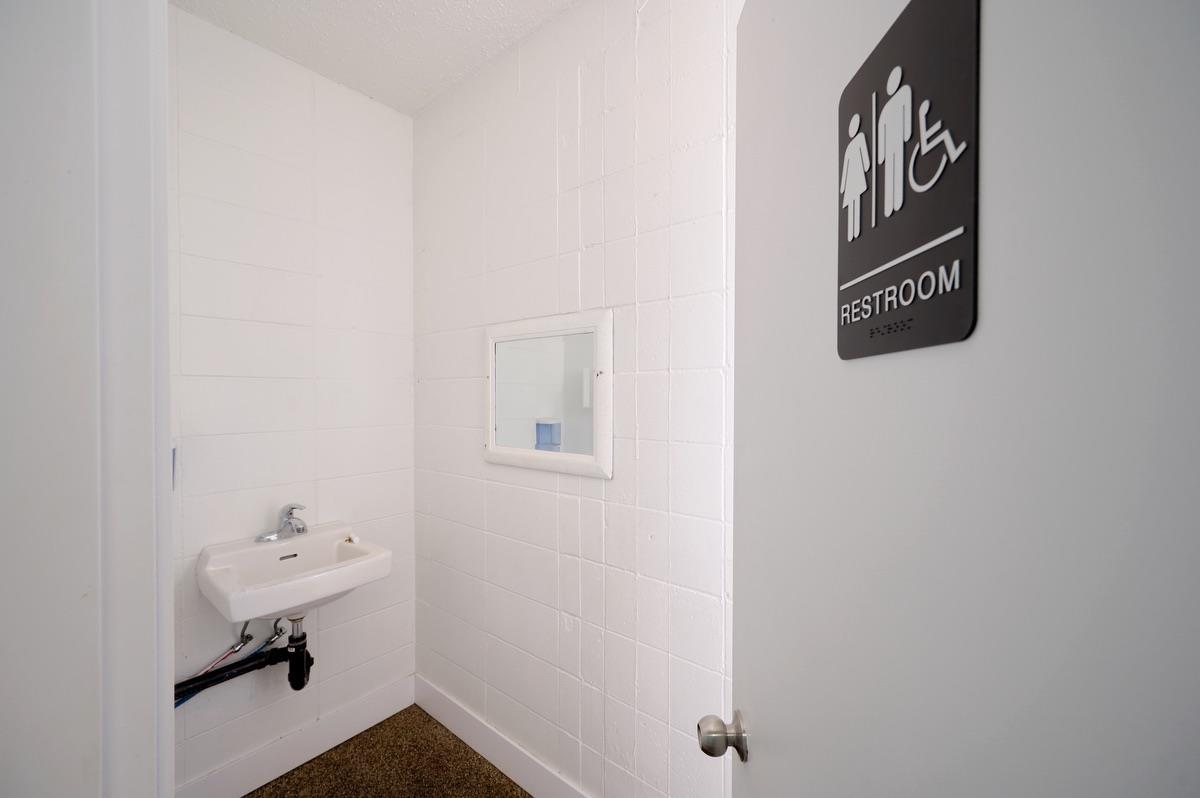 Photo 18 of 2564 Clearbrook Road, Abbotsford BC
