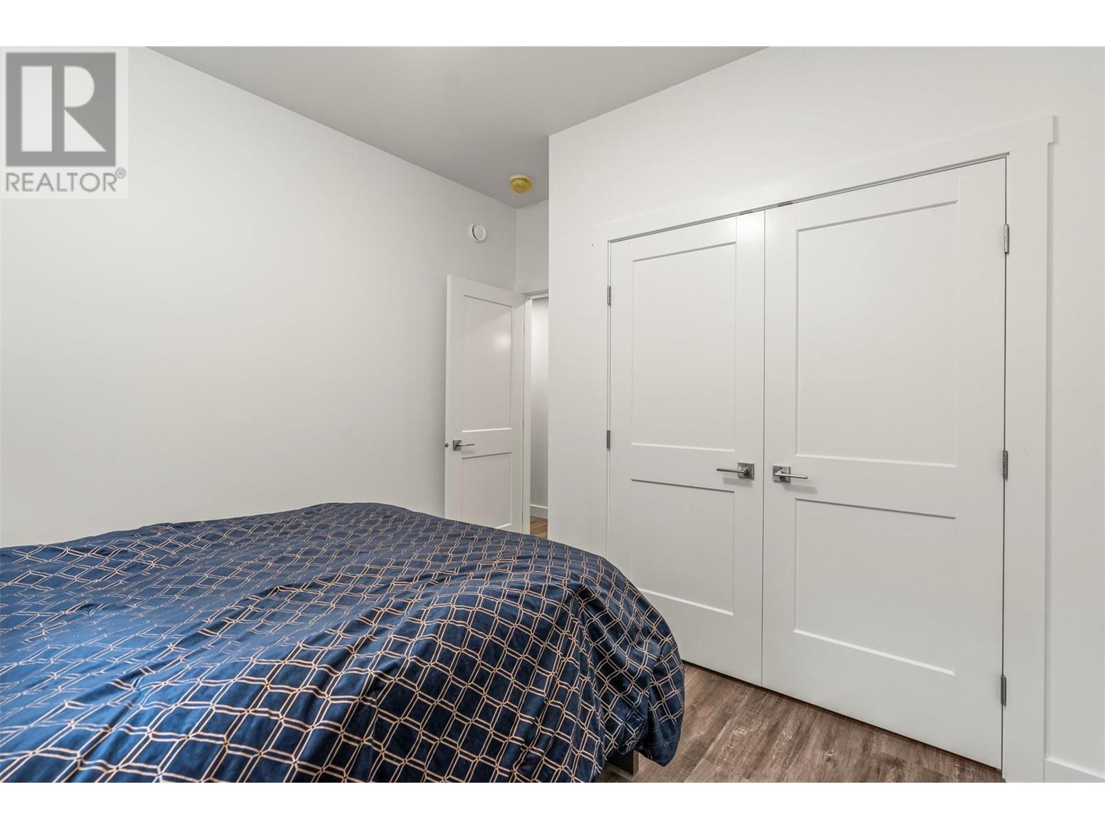 5064 Ridge Road - 14