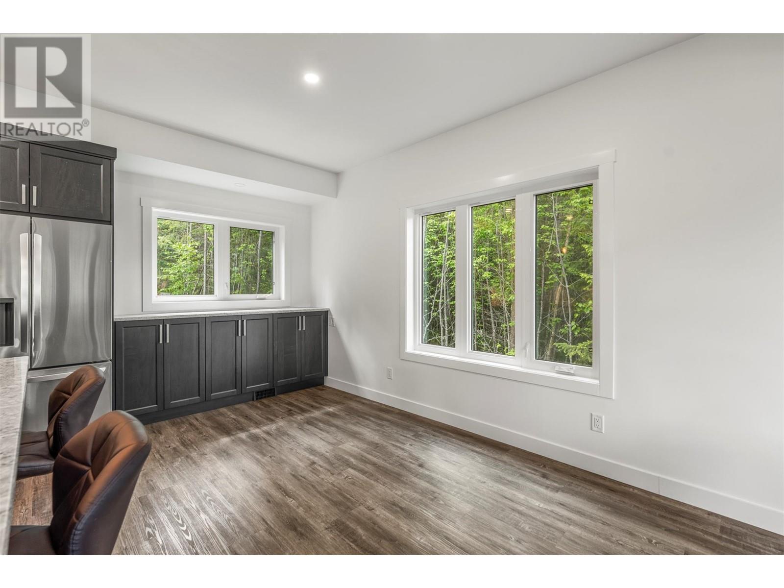 Photo 18 of 5064 Ridge Road, Eagle Bay BC