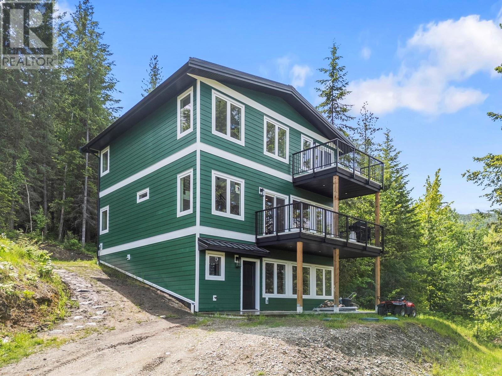 Photo 13 of 5064 Ridge Road, Eagle Bay BC