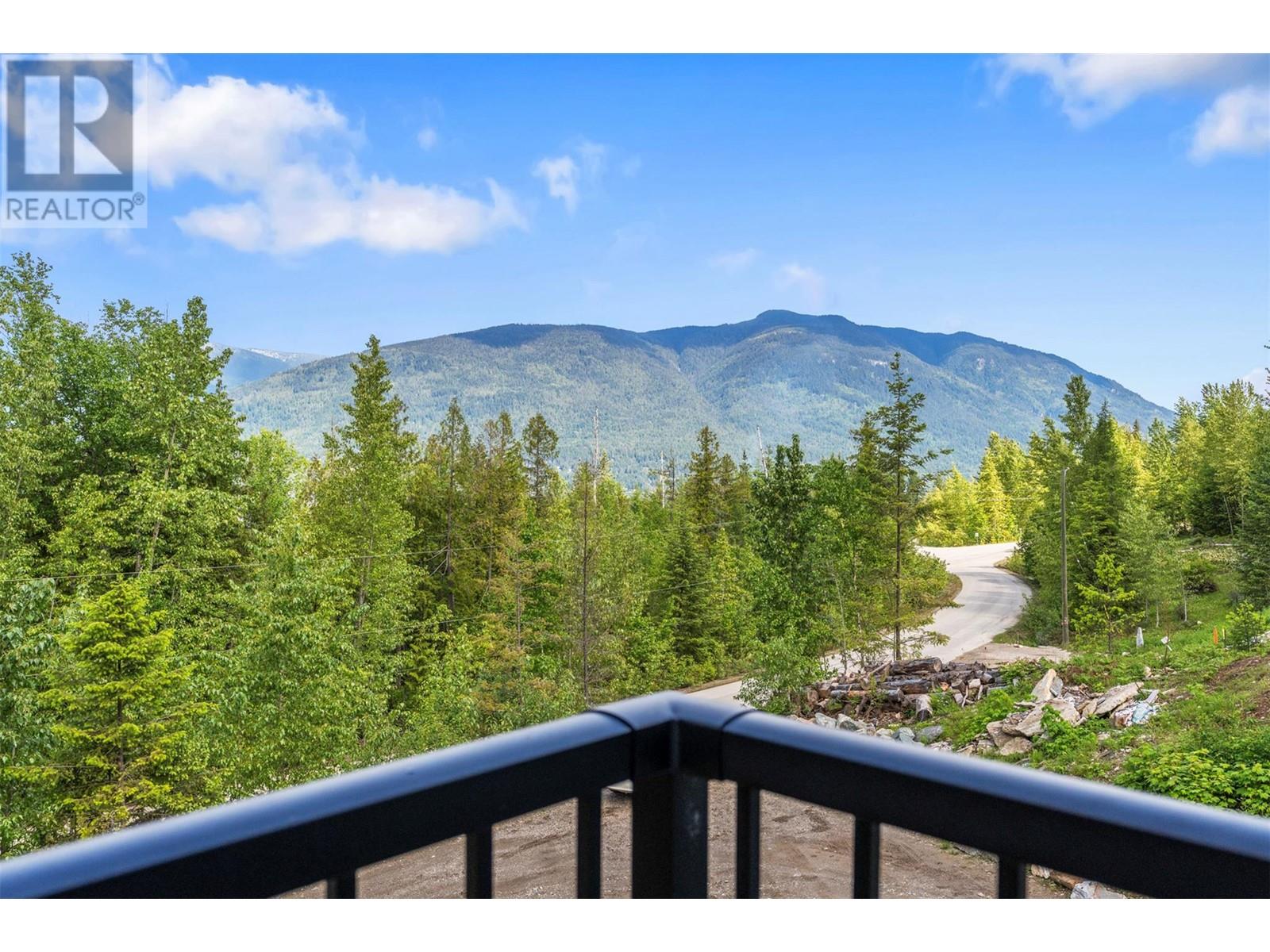Photo 29 of 5064 Ridge Road, Eagle Bay BC