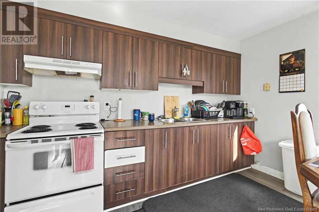 Photo 22 of 31 33 Edmond Street, Moncton NB