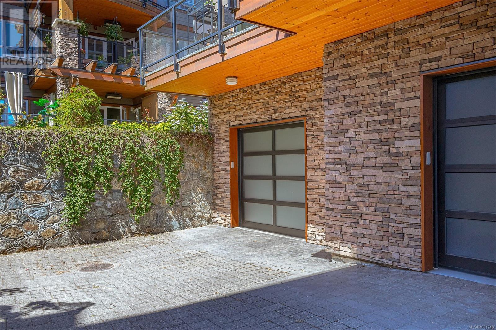  6587 Lincroft Road, Sooke