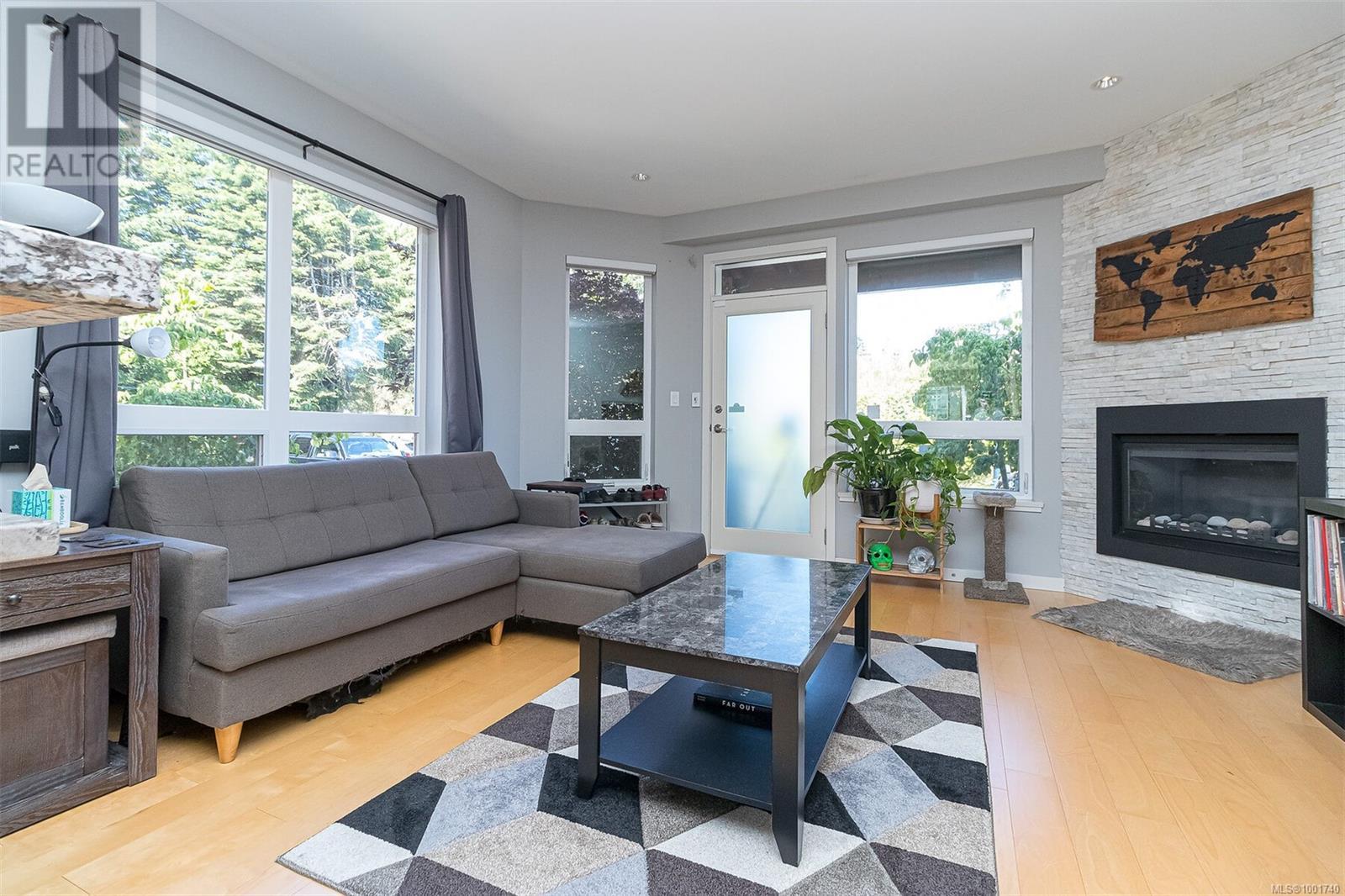  6587 Lincroft Road, Sooke