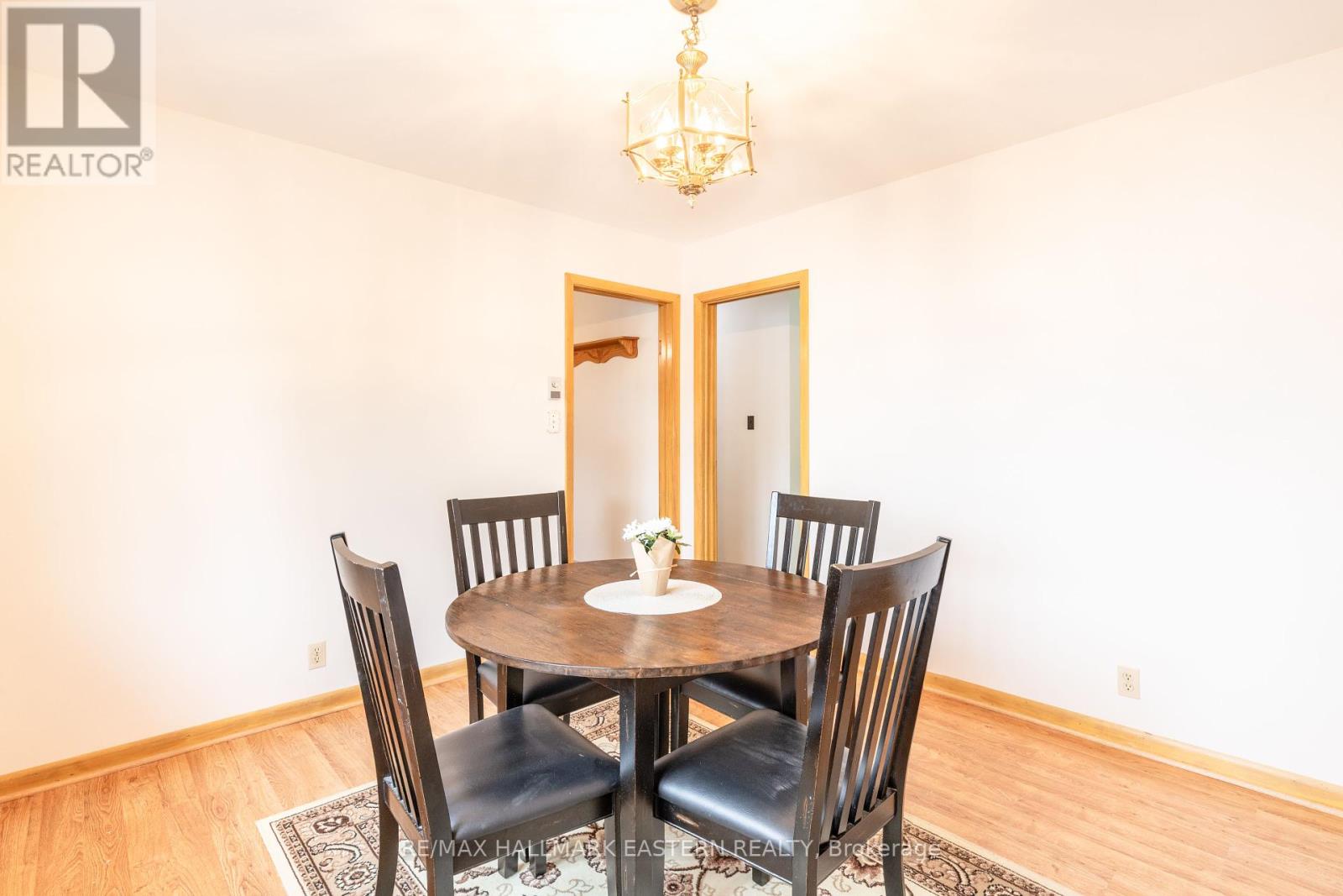 Photo 11 of 66 Doxsee Avenue N, Trent Hills ON