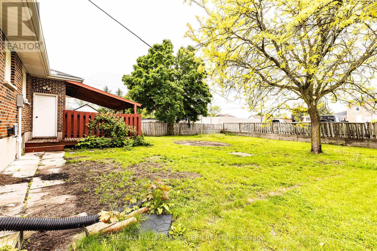 Photo 31 of 66 Doxsee Avenue N, Trent Hills ON