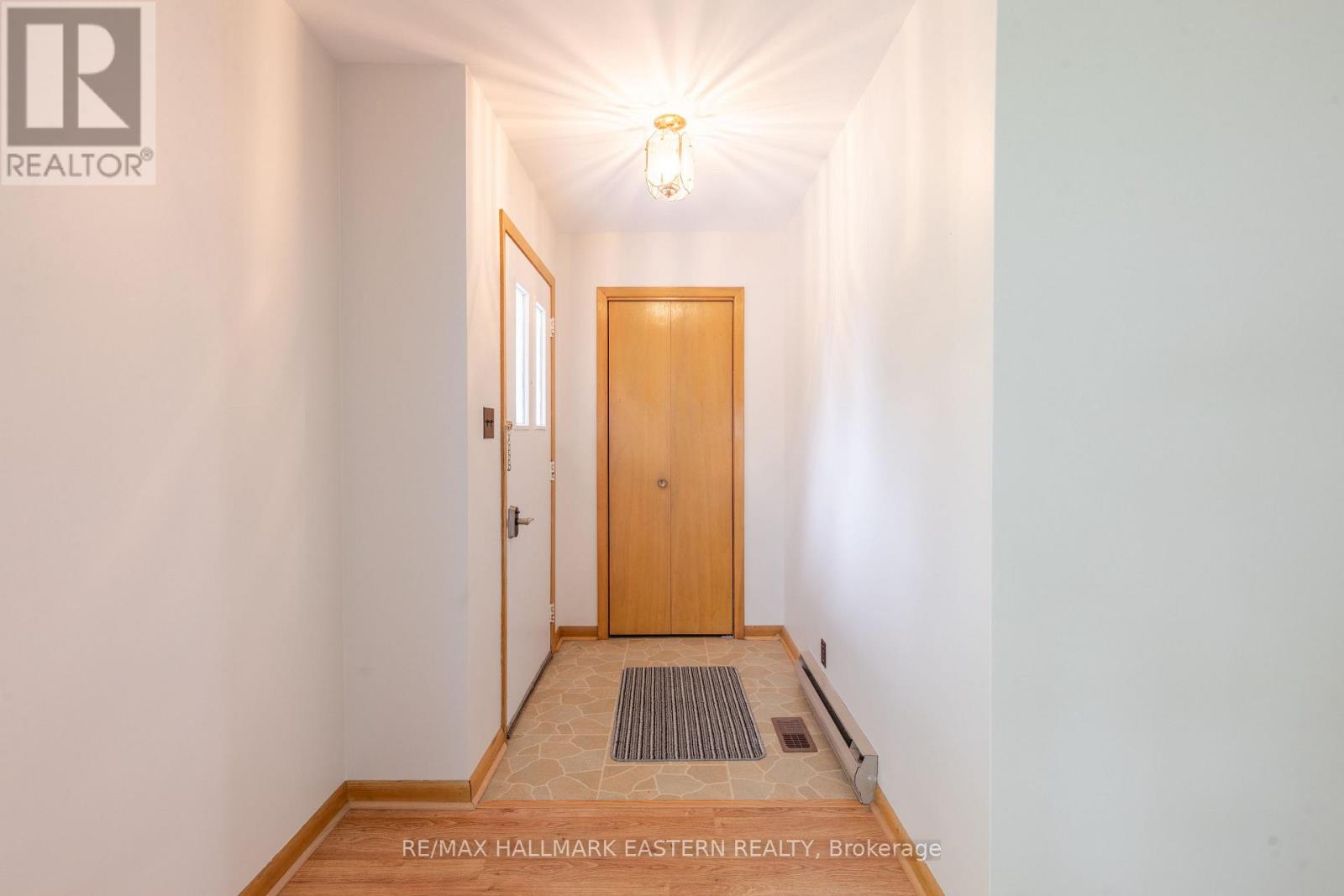 Photo 4 of 66 Doxsee Avenue N, Trent Hills ON