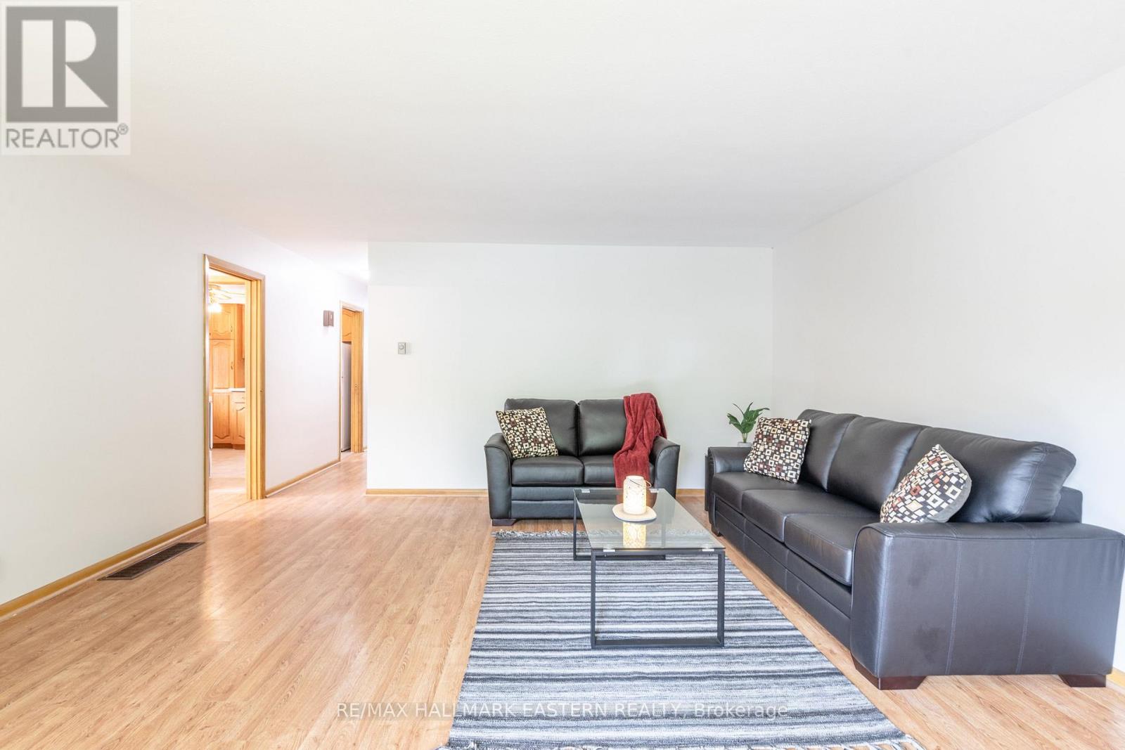 Photo 6 of 66 Doxsee Avenue N, Trent Hills ON