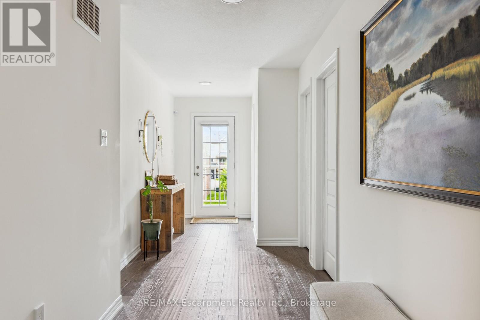 Photo 9 of 31 54 Nisbet Boulevard, Hamilton ON