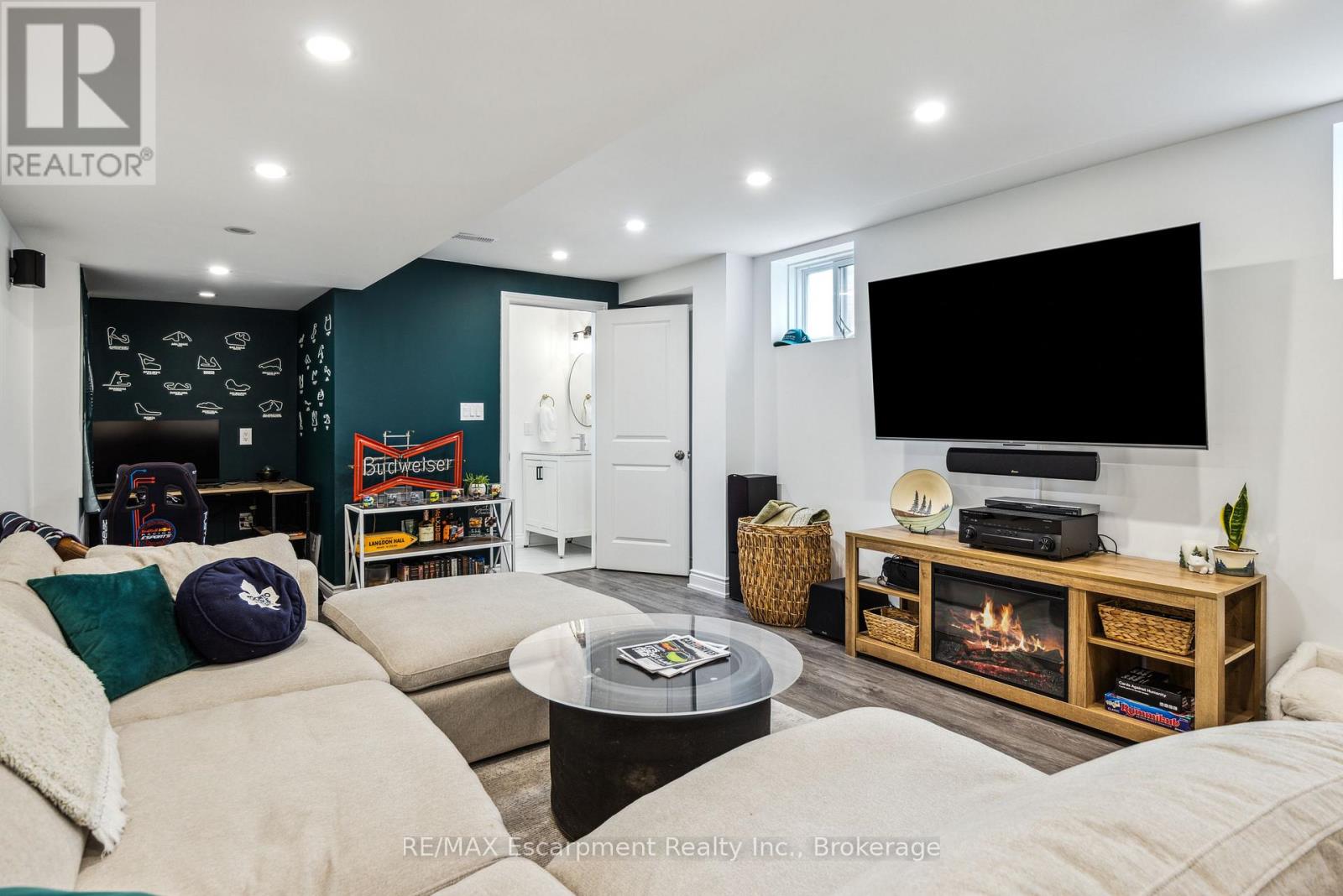 Photo 18 of 31 54 Nisbet Boulevard, Hamilton ON