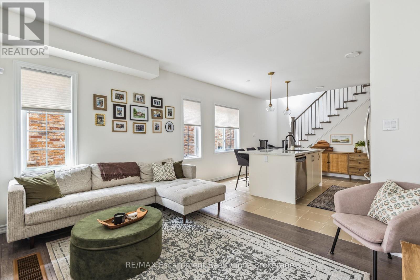 Photo 4 of 31 54 Nisbet Boulevard, Hamilton ON