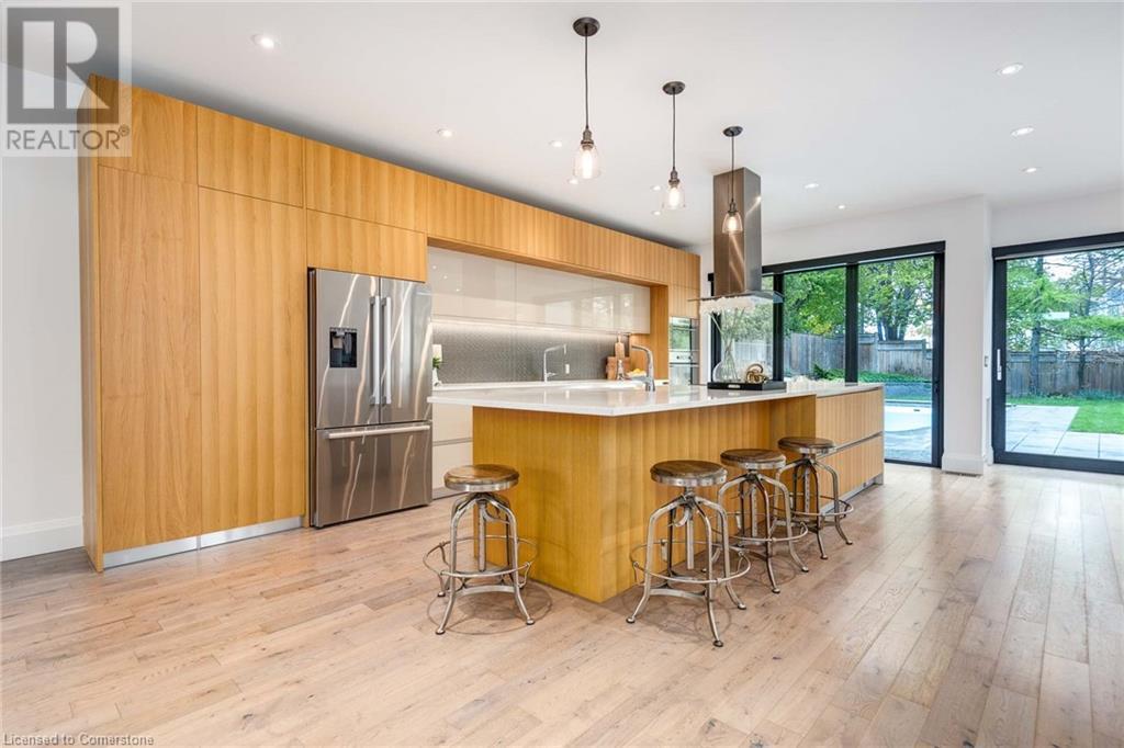 Photo 10 of 1207 Stirling Drive, Oakville ON