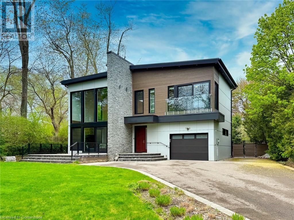 Photo 2 of 1207 Stirling Drive, Oakville ON