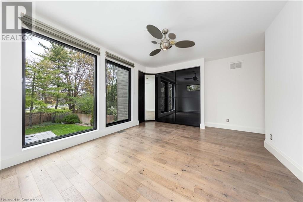 Photo 32 of 1207 Stirling Drive, Oakville ON