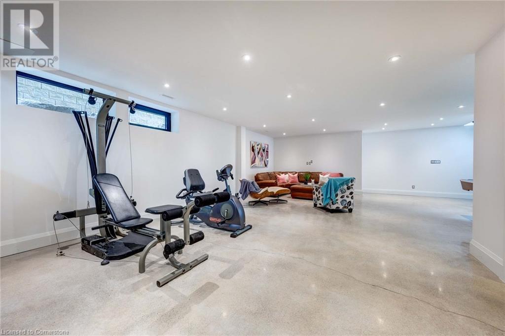 Photo 38 of 1207 Stirling Drive, Oakville ON