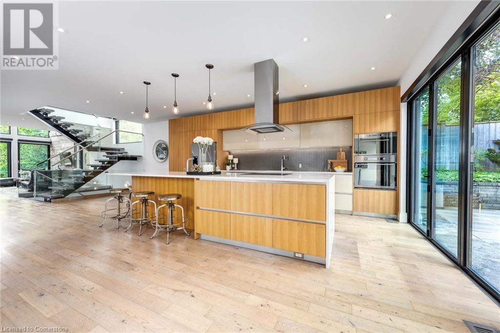Photo 9 of 1207 Stirling Drive, Oakville ON