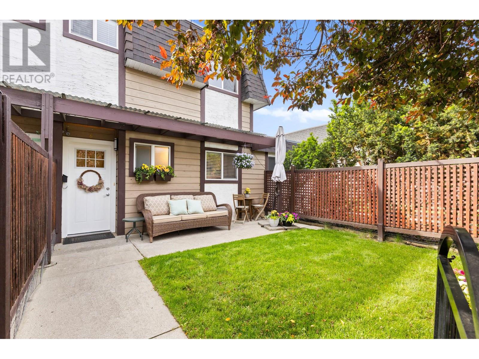 6 3145 Walnut Street, Kelowna