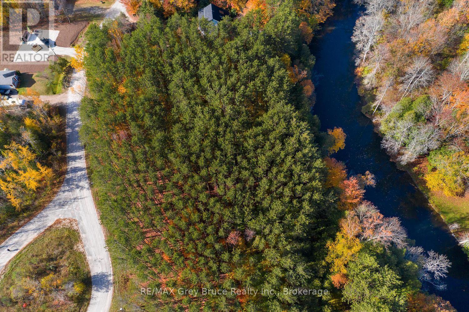 Photo 9 of 34 Riverside Place, South Bruce Peninsula ON