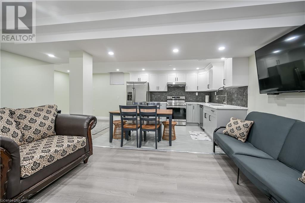 Photo 5 of 31 Joseph Court Unit Lower Lvl, Hamilton ON