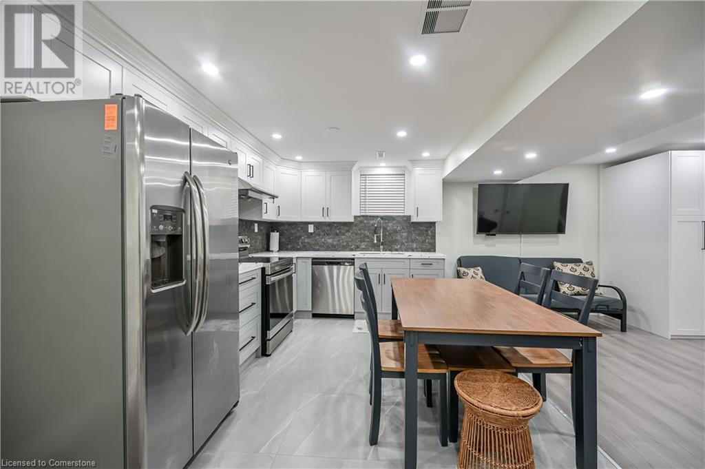 Photo 12 of 31 Joseph Court Unit Lower Lvl, Hamilton ON