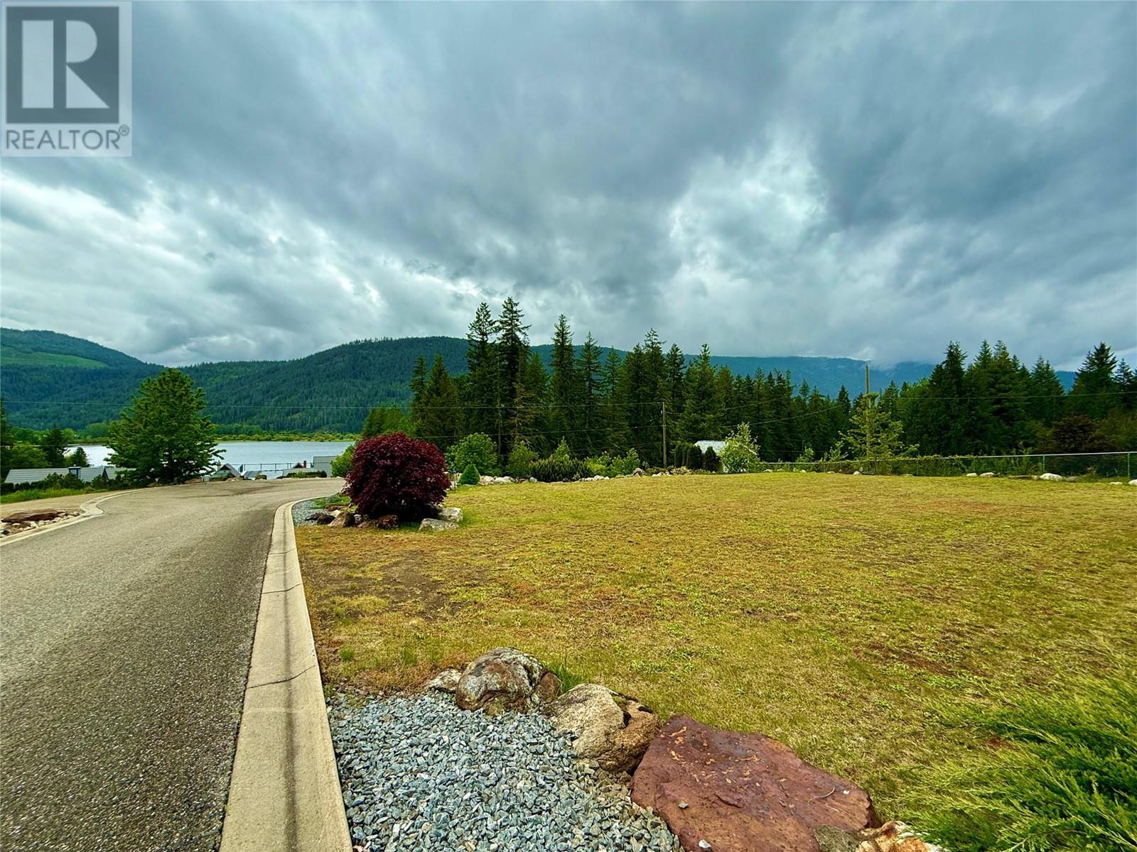  8253 97A Highway, Mara