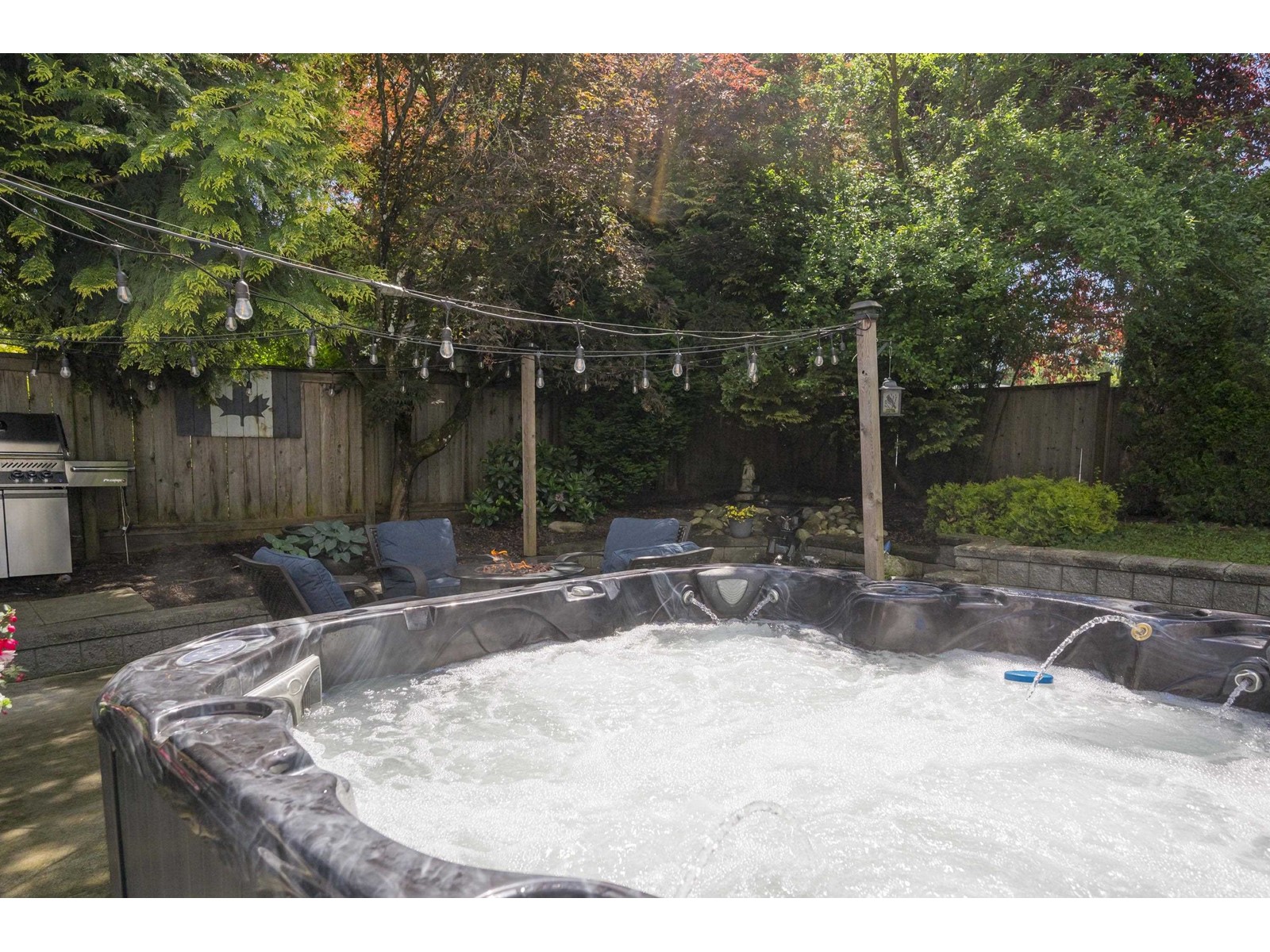 Photo 10 of 4841 208 A Street, Langley BC