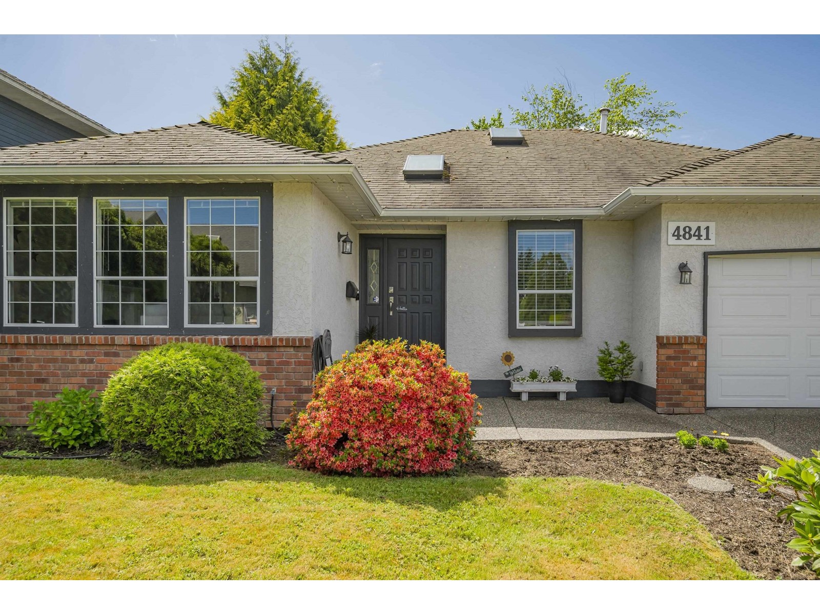 Photo 20 of 4841 208 A Street, Langley BC