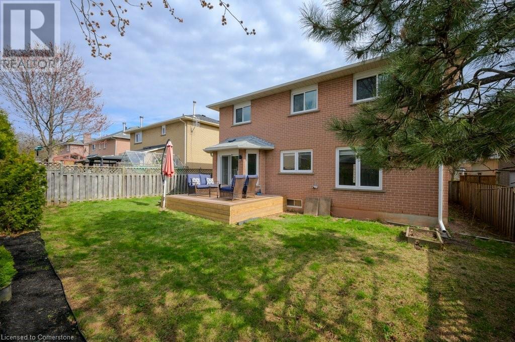 Photo 22 of 274 Honeyvale Road, Oakville ON