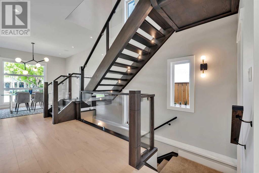 Single Family House for Sale in   Avenue NW Mount Pleasant Calgary 