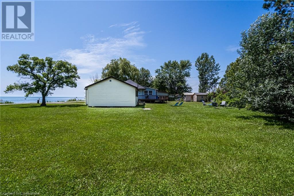845 LAKESHORE ROAD - 44