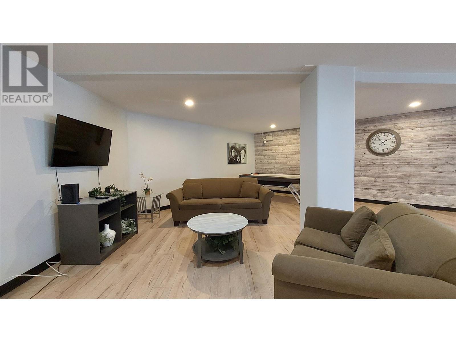121 6859 Santiago Loop, Kelowna