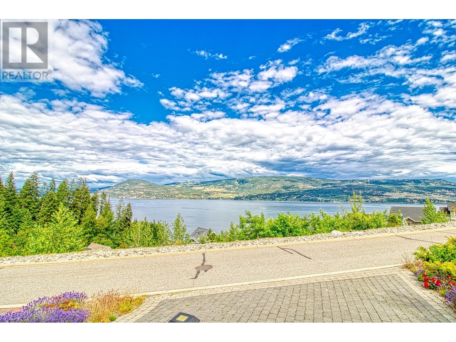 121 6859 Santiago Loop, Kelowna