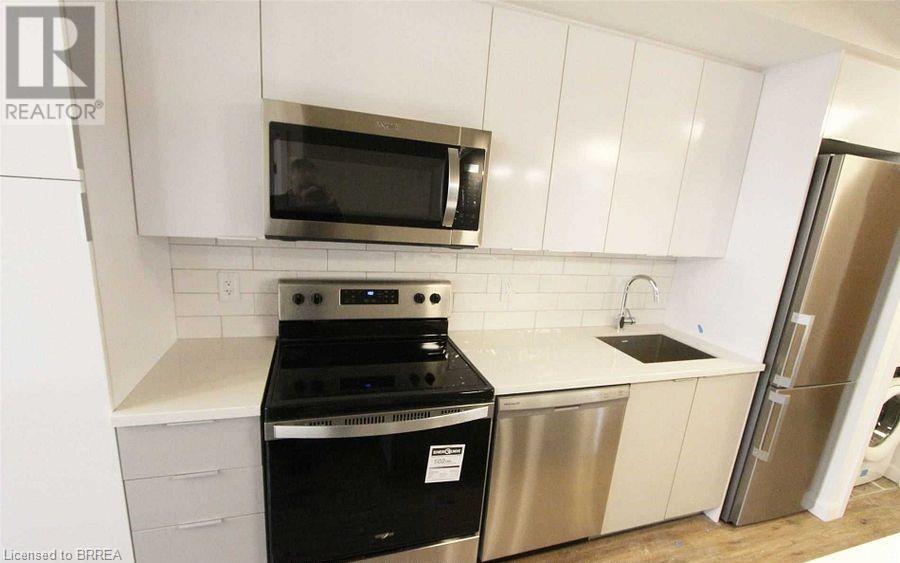 Photo 2 of 7 Erie Avenue Unit 801, Brantford ON