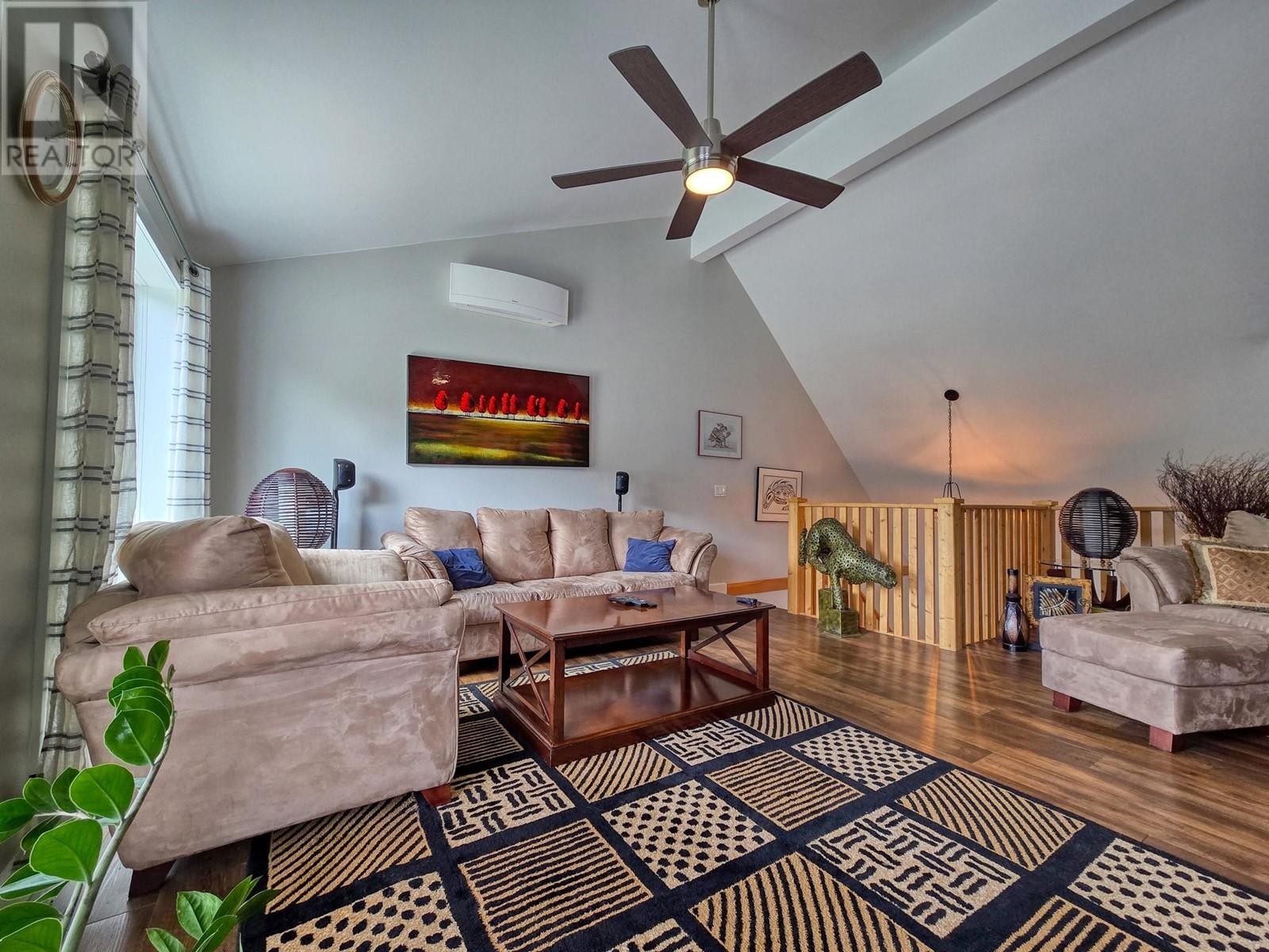 4778 CRESCENTWOOD Drive, Edgewater