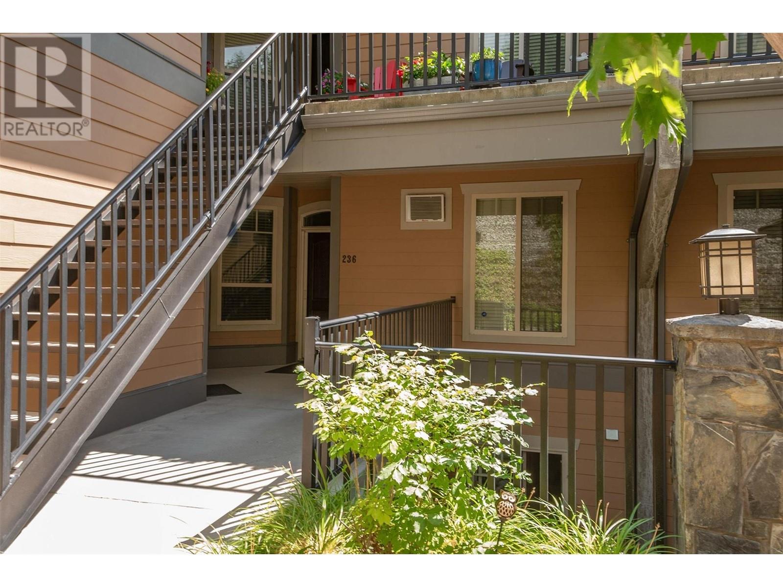 236 4350 Ponderosa Drive, Peachland
