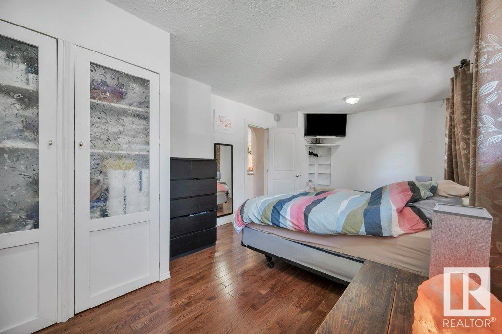 Single Family House Bungalow for Sale in  A AV NW Edmonton 