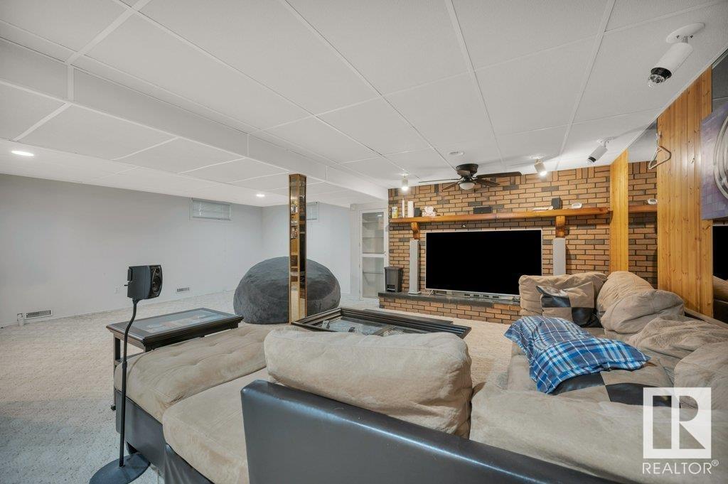 Single Family House Bungalow for Sale in  A AV NW Edmonton 