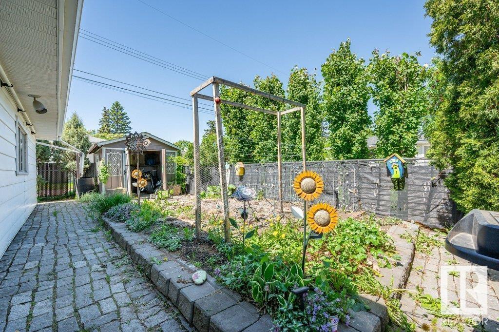 Single Family House Bungalow for Sale in  A AV NW Edmonton 
