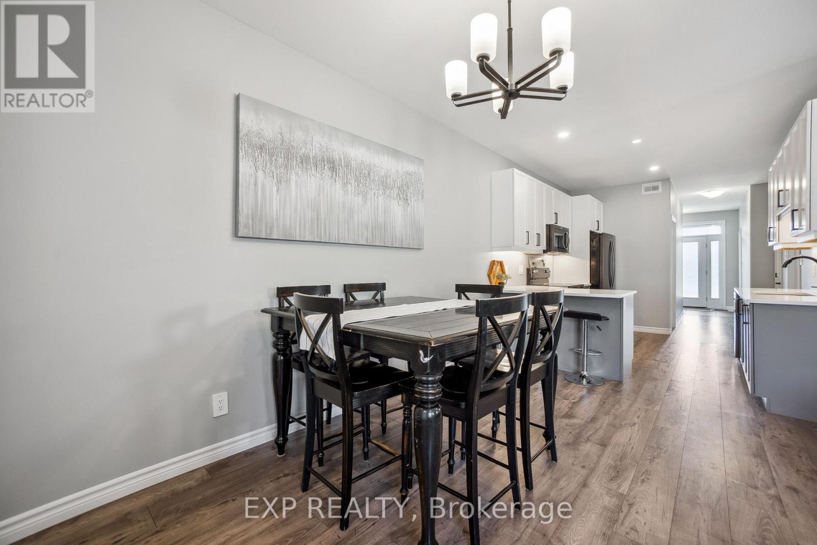 Photo 11 of 61 Athabaska Drive, Belleville ON