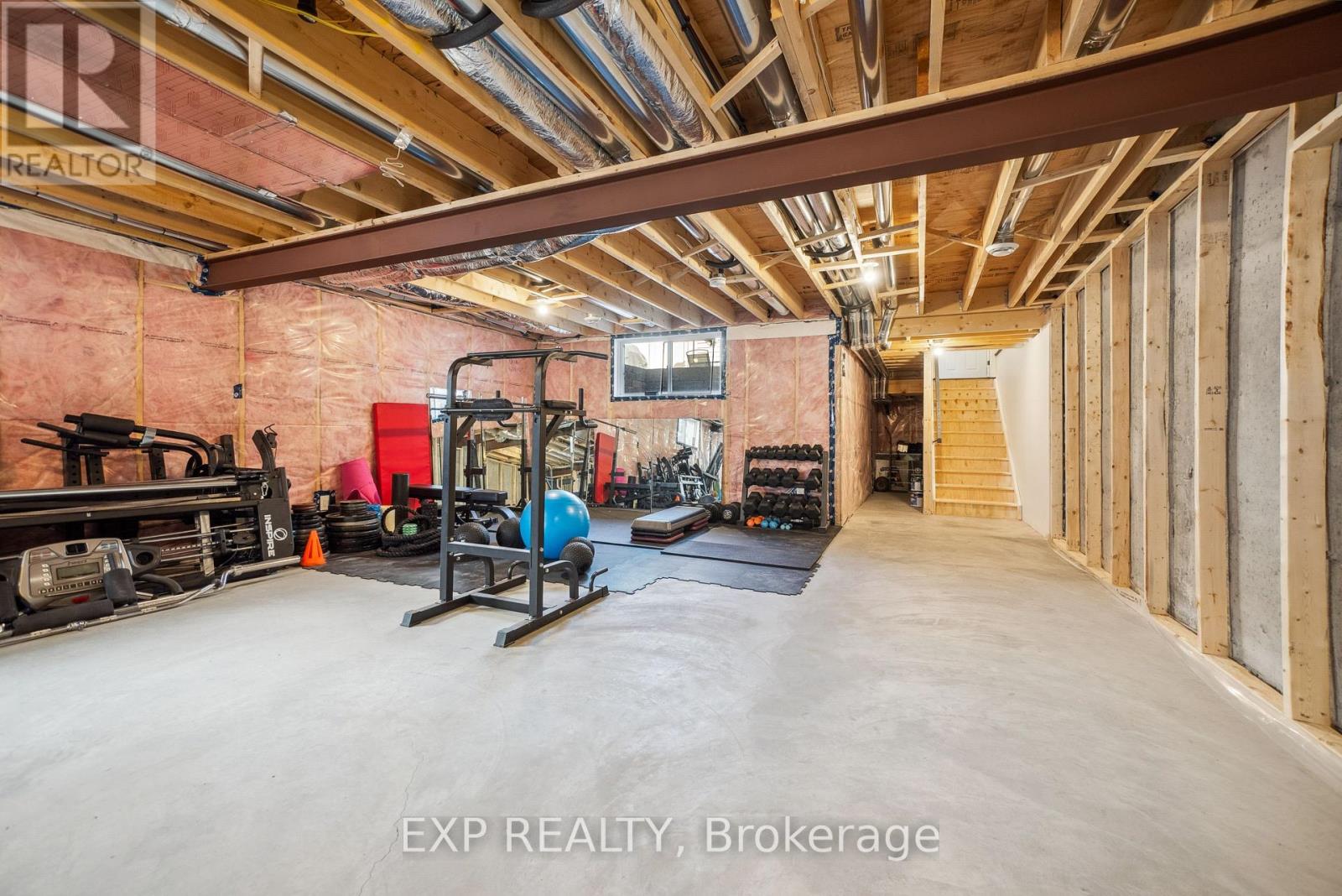 Photo 28 of 61 Athabaska Drive, Belleville ON