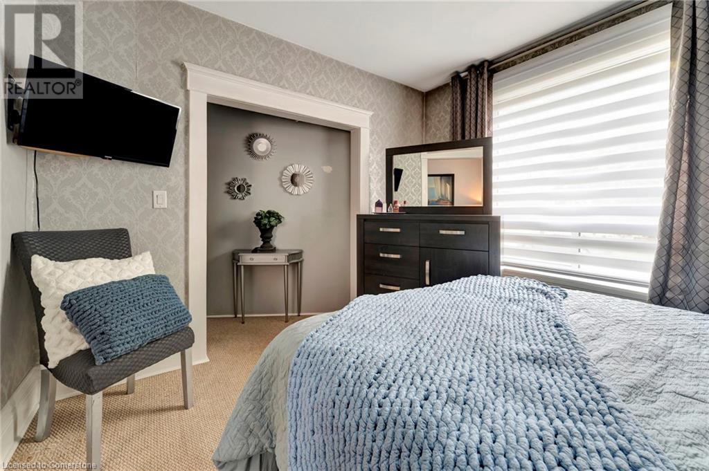 Photo 24 of 237 Marlborough Street, Brantford ON