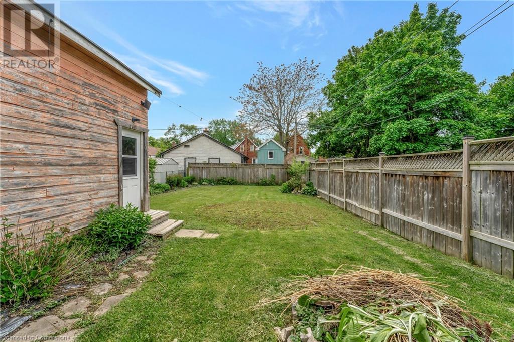 Photo 30 of 237 Marlborough Street, Brantford ON