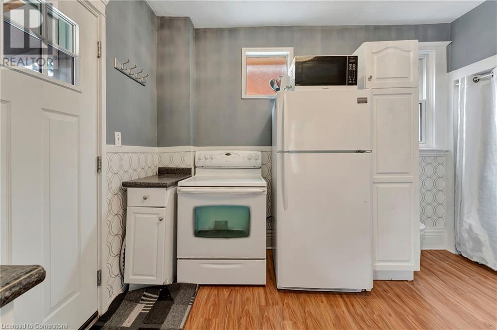 Photo 20 of 237 Marlborough Street, Brantford ON